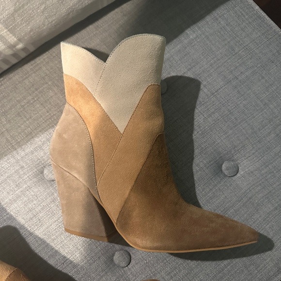 Dolce Vita Neena Boot - Brown Multi Suede - Picture 5 of 10